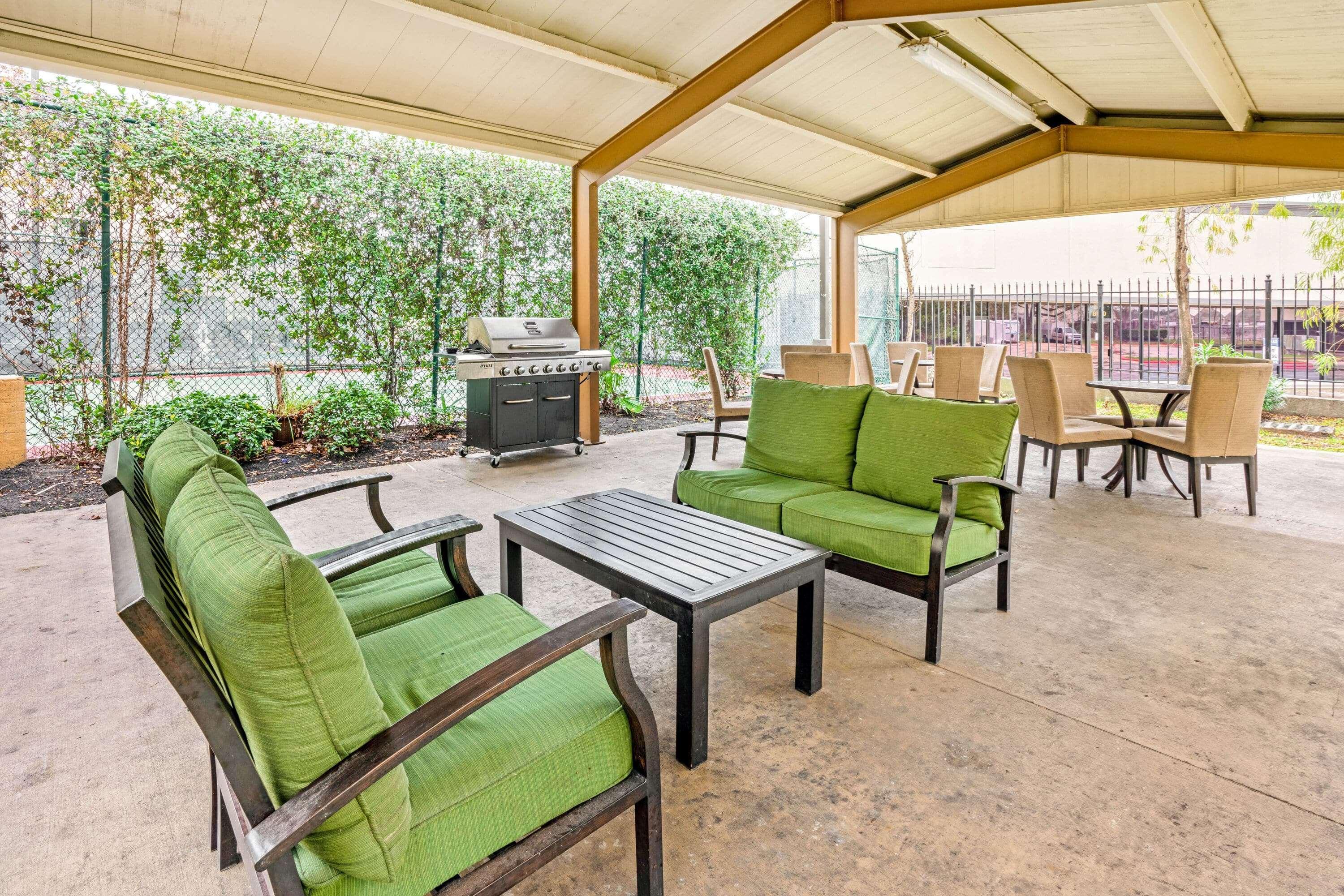 La Quinta Inn & Suites By Wyndham The Woodlands Spring Luaran gambar