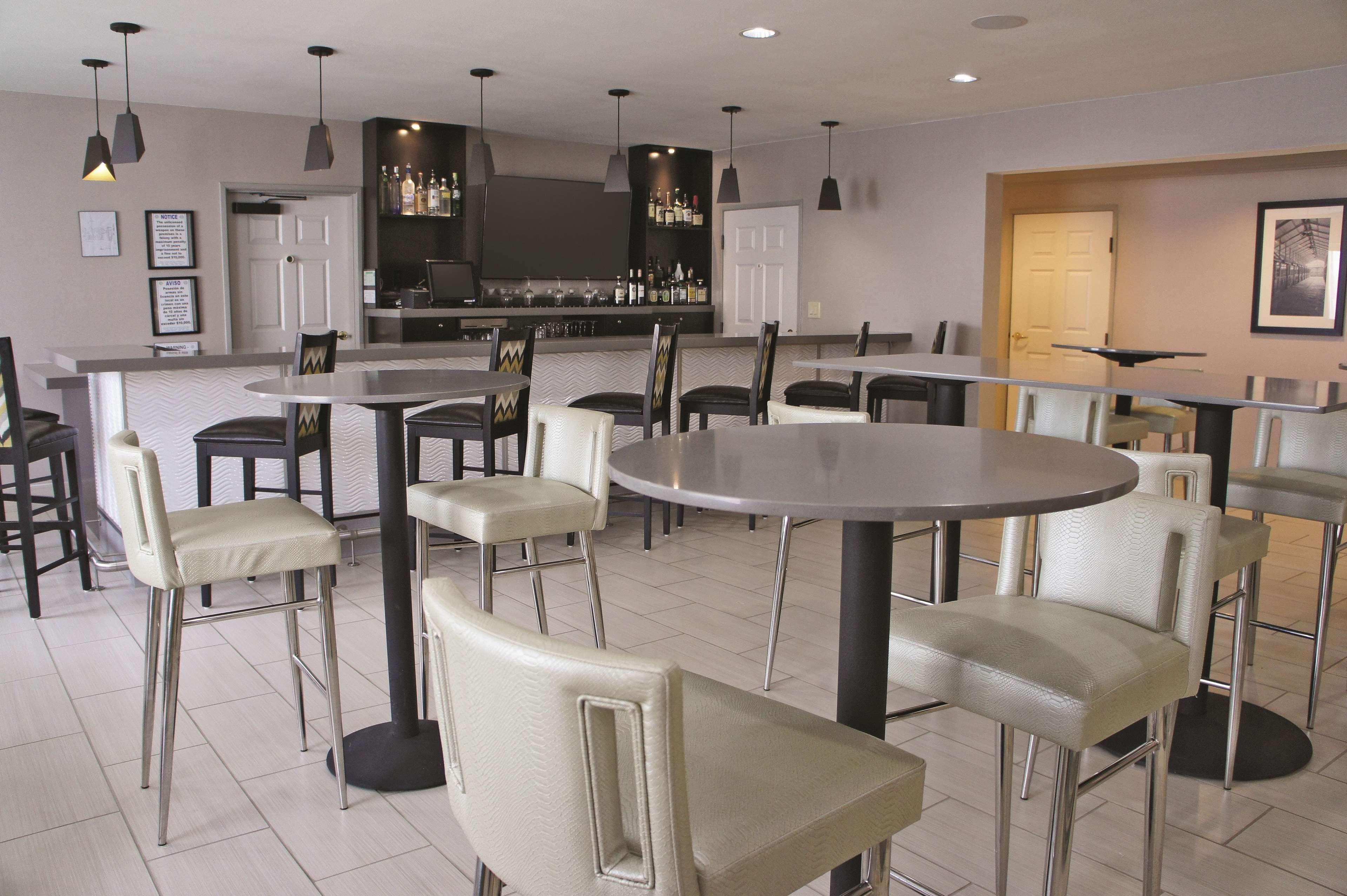 La Quinta Inn & Suites By Wyndham The Woodlands Spring Luaran gambar